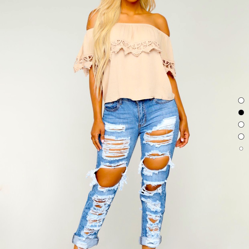 No Sensor Distressed Jeans . Size 5.